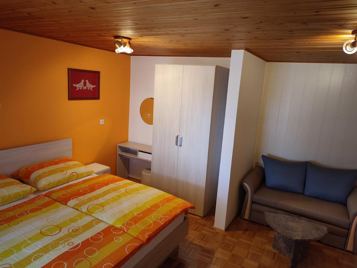 Gostilna Pension Blegos Poljane nad Škofjo Loko Extérieur photo