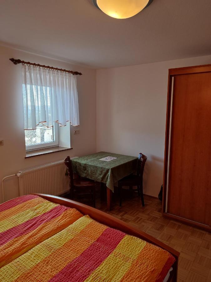 Gostilna Pension Blegos Poljane nad Škofjo Loko Extérieur photo