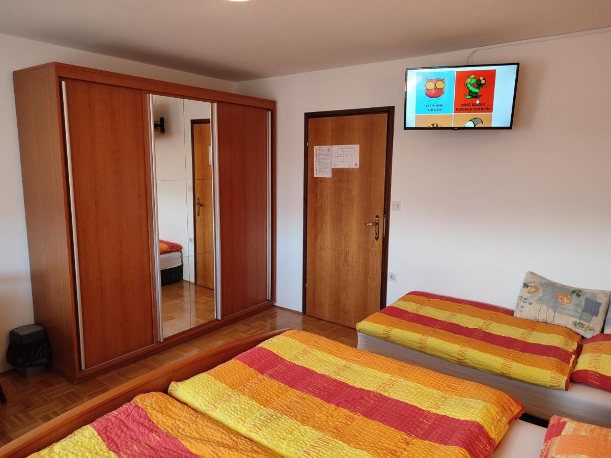 Gostilna Pension Blegos Poljane nad Škofjo Loko Extérieur photo