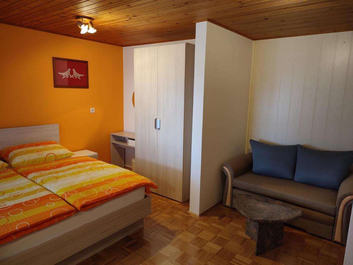 Gostilna Pension Blegos Poljane nad Škofjo Loko Extérieur photo