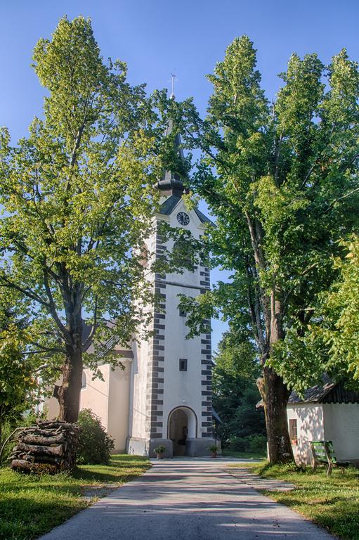 Gostilna Pension Blegos Poljane nad Škofjo Loko Extérieur photo