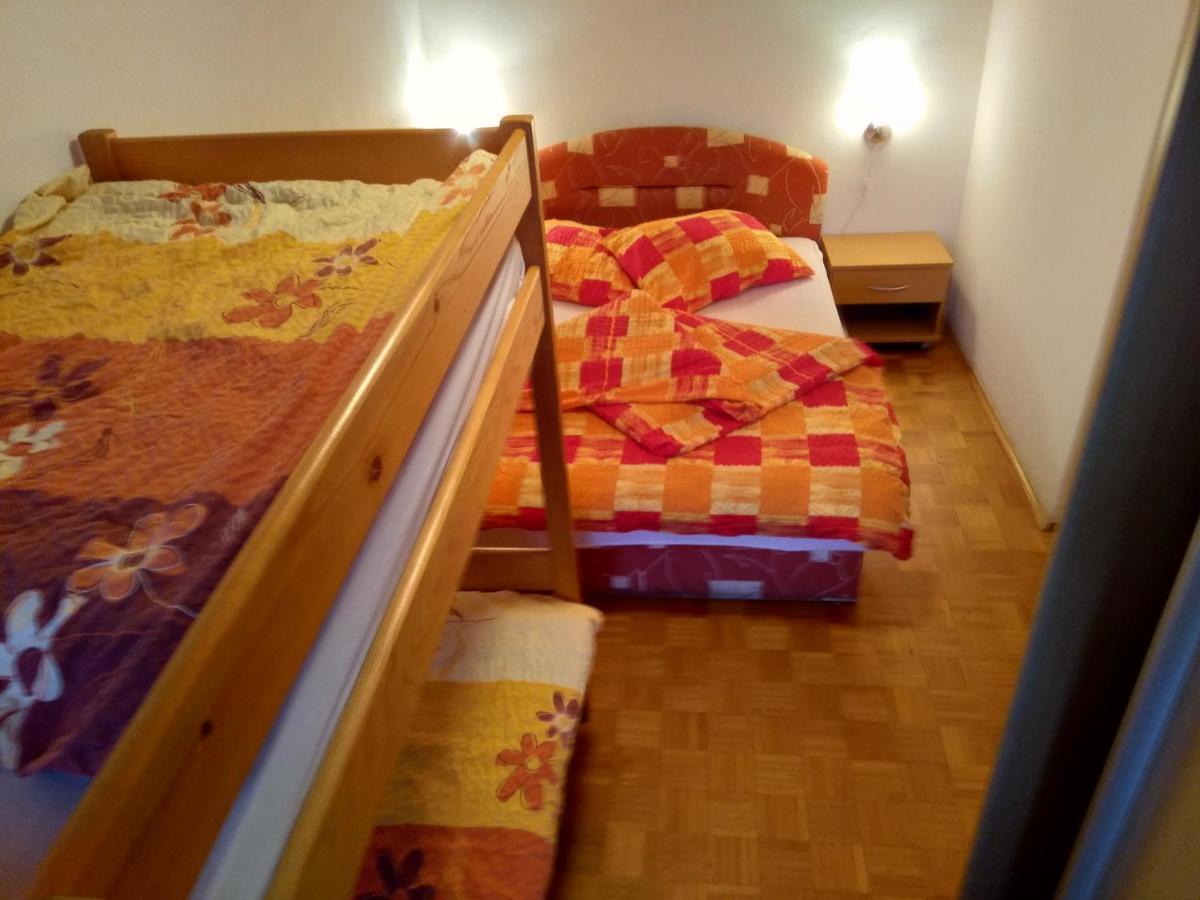 Gostilna Pension Blegos Poljane nad Škofjo Loko Extérieur photo